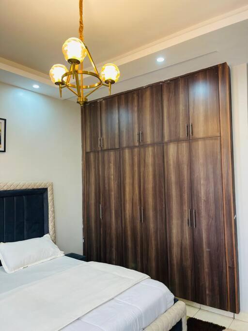 Renex Homes Namugongo المظهر الخارجي الصورة